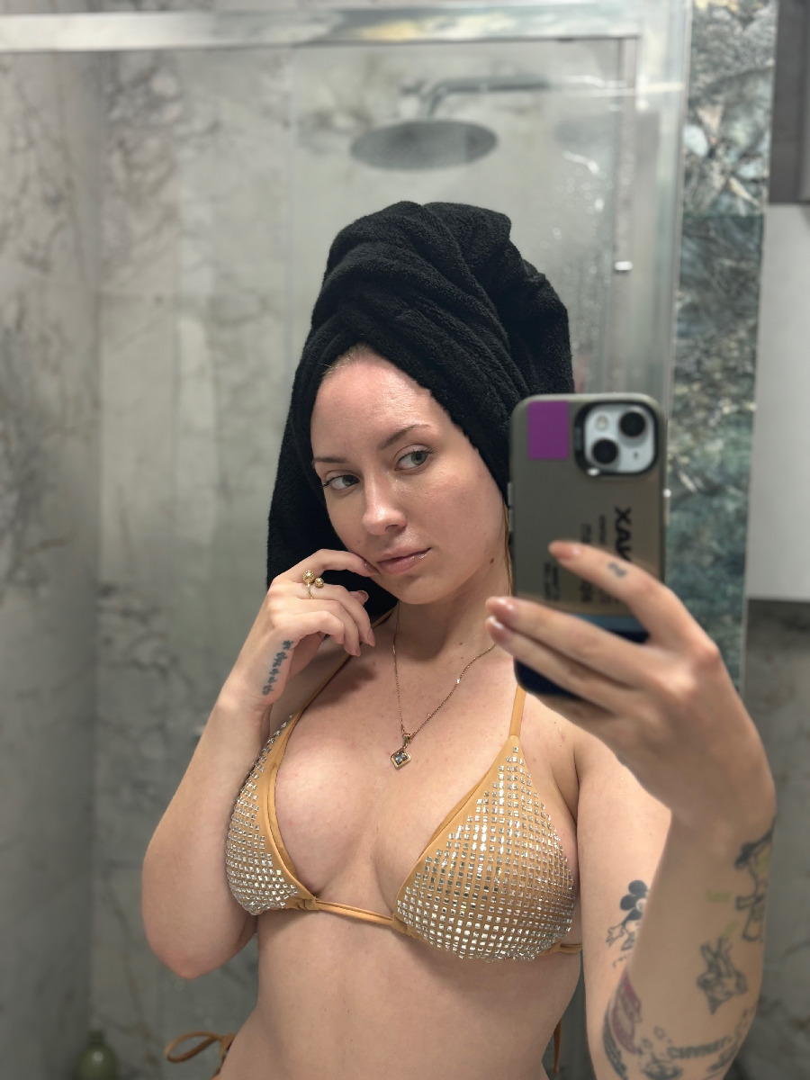 Nude girl KateV in Nanchang