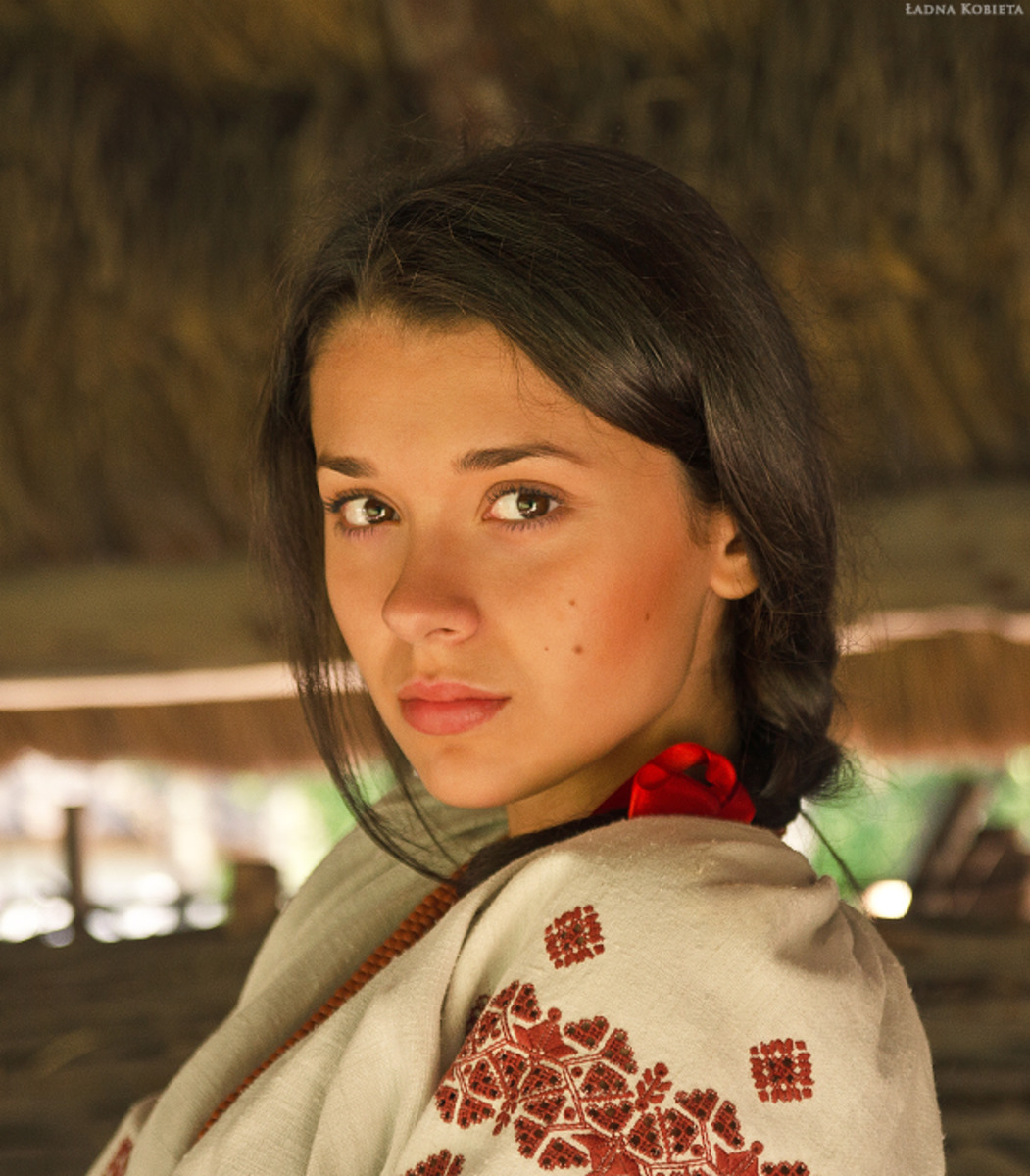 Girls in Slavic costumes in Nanchang